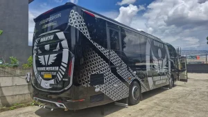 Sisi Belakang Big Bus